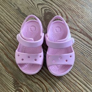 Toddle Girls pink crocs